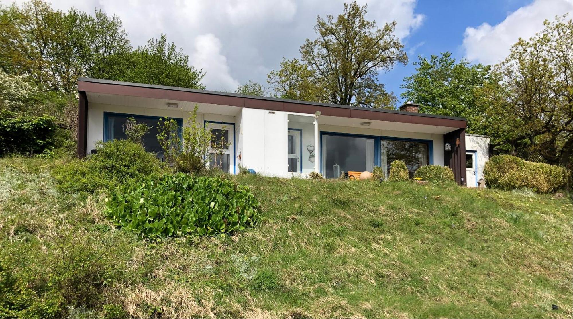 Idyllisch Wohnen Im Weserbergland - Bungalow Mit Phantastischer Aussicht Fuer 4 Personen Polle Kültér fotó